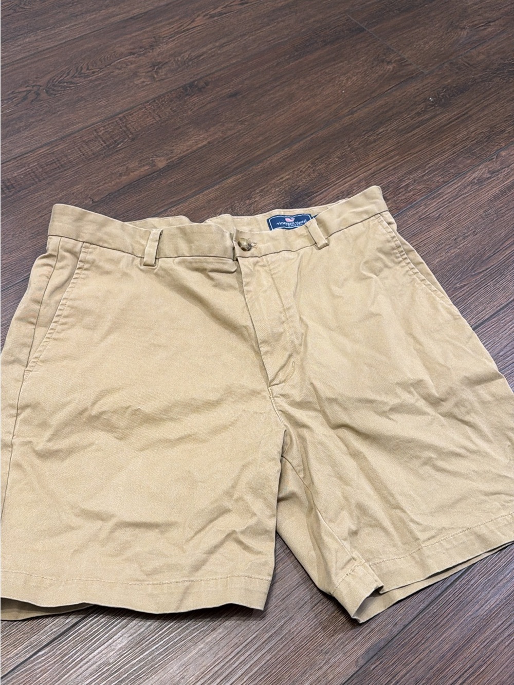 Vineyard Vines Men’s Khaki Classic Fit Shorts